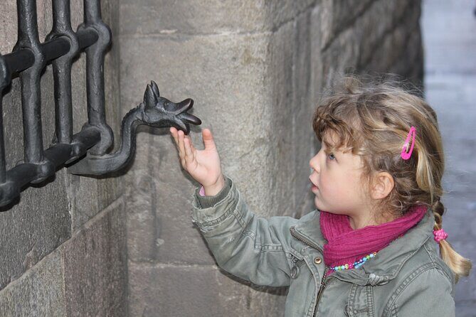 Kids & Family private guided Dragon Tour in Barcelona - Pricing and Value