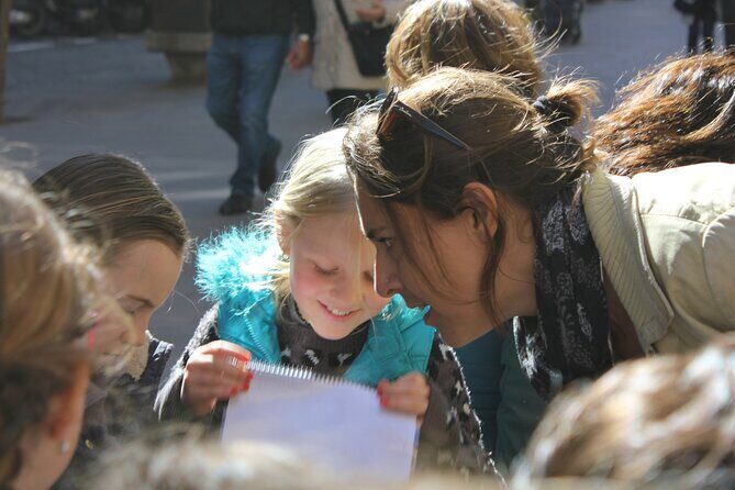 Kids & Family private guided Dragon Tour in Barcelona - Duration and Practical Tips