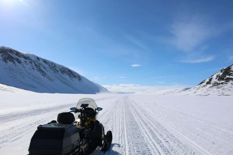 Kilpisjärvi: Snowmobile Tour Tundra Adventure - Key Points