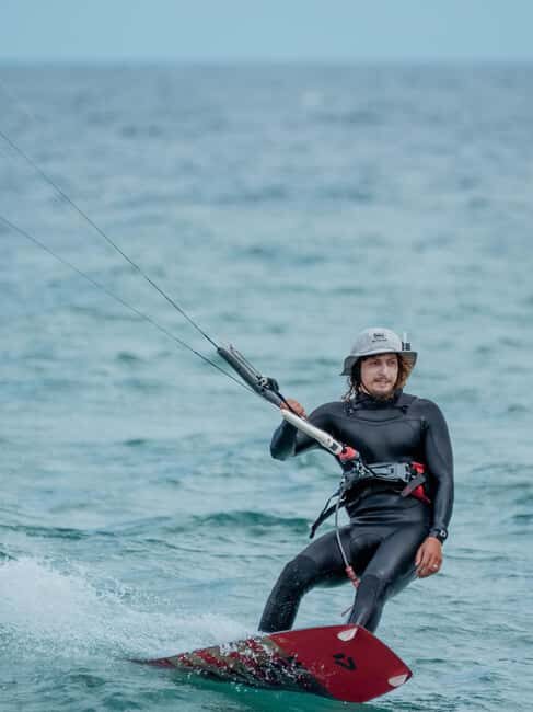 Kitesurf Lessons - Who Will Love This Experience?