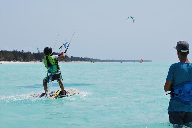 Kitesurf School in Corralejo Book Your Classes - Kitesurf School in Corralejo Book Your Classes: A Detailed Look