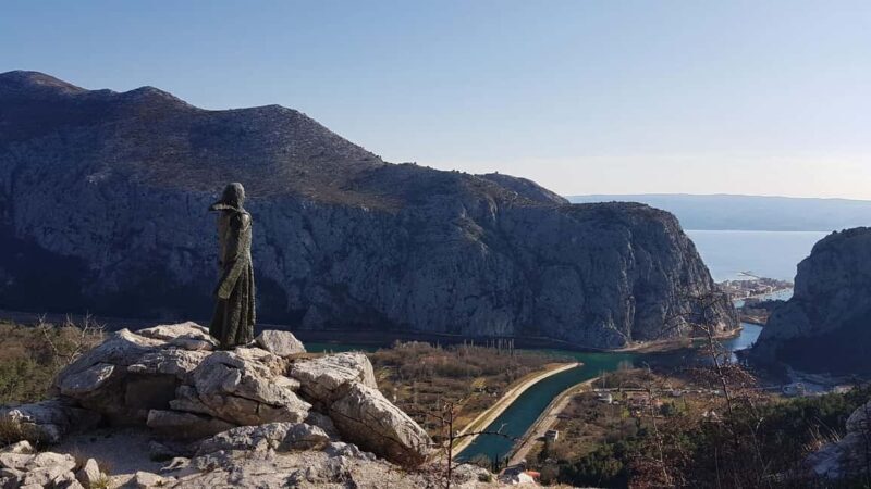 Klis ( Game ot Thrones ) & Soparnik - "Croatian pizza tour" - A Look at the Itinerary and What You Can Expect