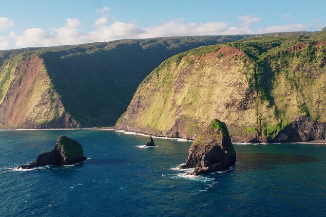 Kohala Waterfalls with Exclusive Landing Helicopter Tour - Authentic Traveler Feedback