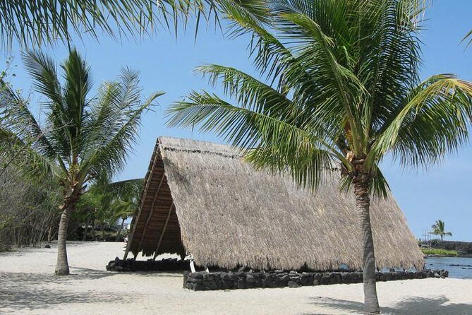 Kona Tour: Bee Farm, Kona Coffee, and National Historical Parks - Key Points