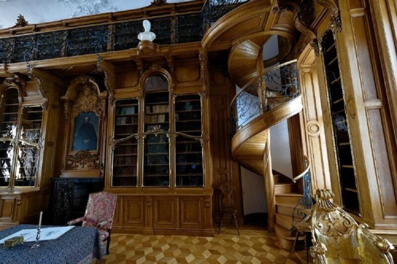 Kornik Castle and Rogalin Palace Half-Day Private Tour - Exploring Poland’s Noble Heritage: Kornik Castle & Rogalin Palace Tour