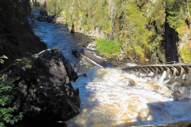 Korouoma Canyon and Auttiköngäs Waterfall Hiking Tour with picnic - Discovering Korouoma Canyon and Auttiköngäs Waterfall