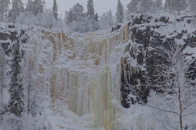 Korouoma Frozen Waterfalls Guided Hike - Exploring Korouoma: A Frozen Landscape Like No Other