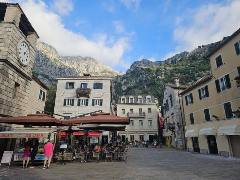 Kotor Old Town Walking Tour - Key Points