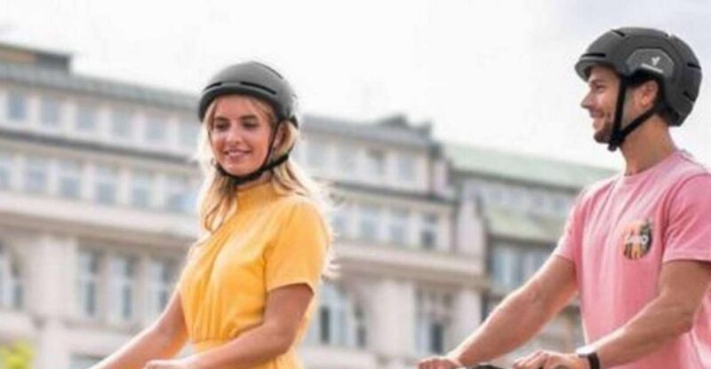 Krakow: 2h World War II, visiting the Ghetto scooter tour - Key Points