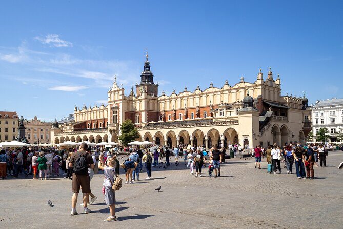 Kraków 3 Hours Private Tour in the Old Town and Wawel Hill - FAQs