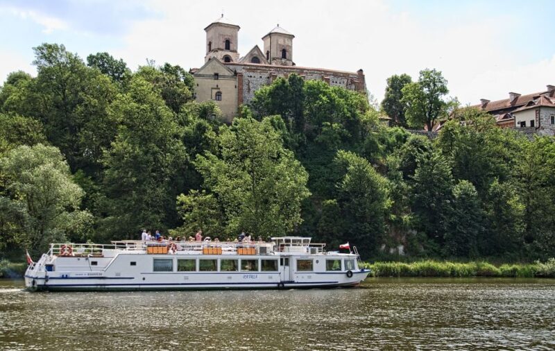 Krakow: 4,5-hours Sightseeing Cruise to Tyniec - What Makes This Tour Special?