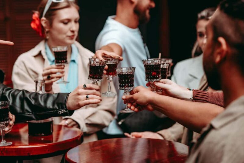 Krakow: 6 pm Tipsy Bar Tour With Karaoke+Twist (Thu-Fri-Sat) - Who Should Consider This Tour?