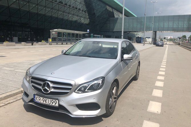 Krakow Airport-City Center and Back -private 2 ways transfer - A Practical Look at the Krakow Airport to City Center Private Transfer
