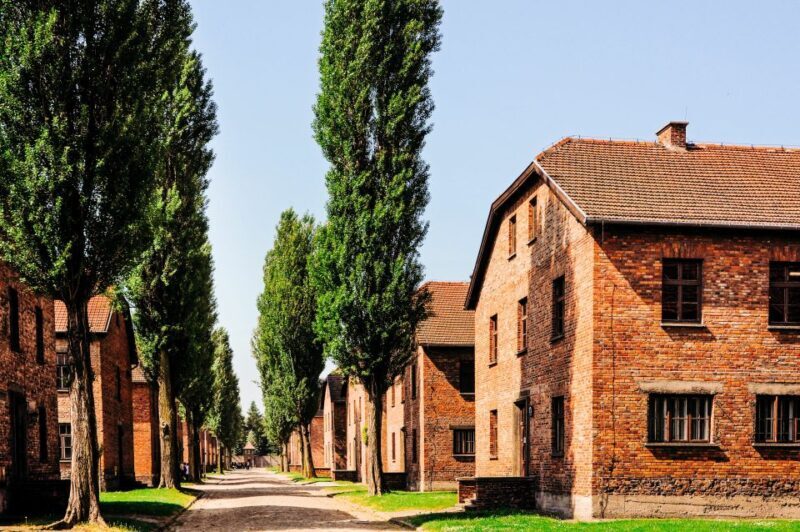 Krakow: Auschwitz-Birkenau Live Guided Tour & Hotel Pickup - Frequently Asked Questions