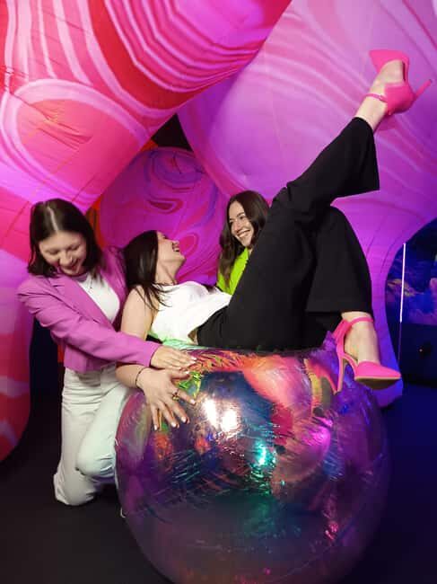 Krakow: Balloon Art Museum Entry Ticket - A Visual Playground in the Heart of Krakow