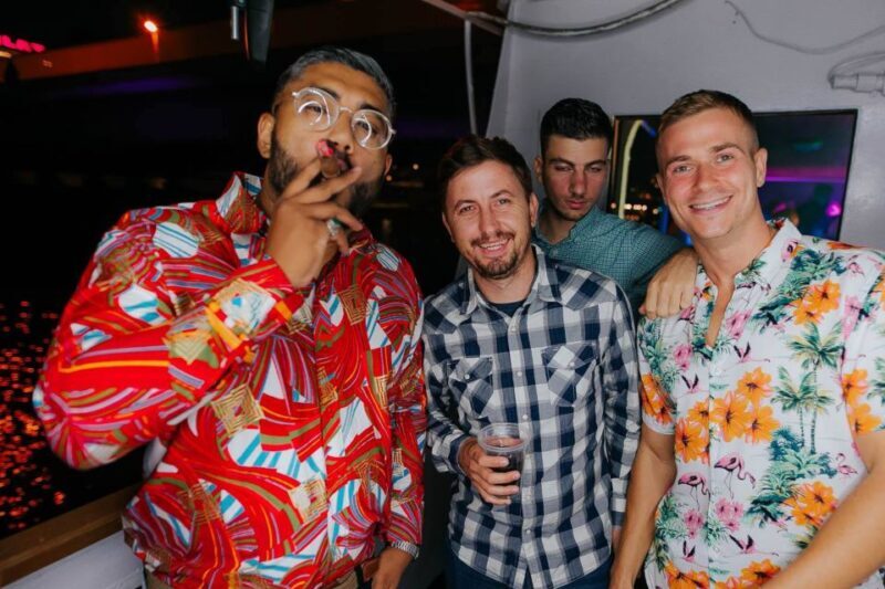 Krakow: Boat Party with Unlimited Drinks - Key Points