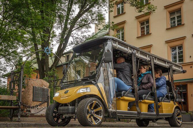 Krakow: City Sightseeing Tour Eco Electric Buggy Golf Cart - The Ride and the Guides