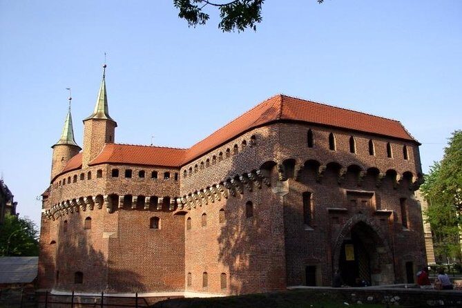 Krakow city tour by electric car - FAQs