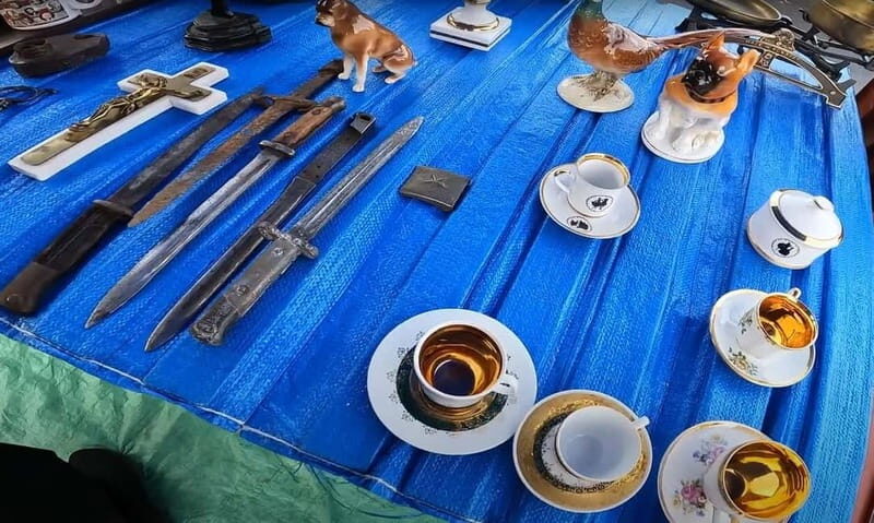 Kraków CommunistFleaMarketTour+CollectorsBoost - Key Points