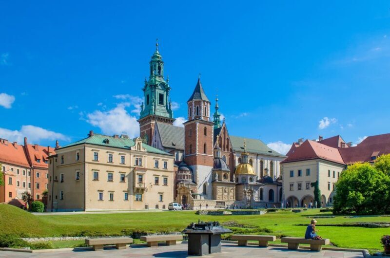 Krakow: Daily Wawel Cathedral Guided Tour with Admission - Who Should Consider This Tour?