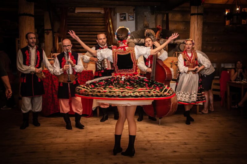 Krakow: Full Traditional Polish Dinner & Folk Show - FAQ