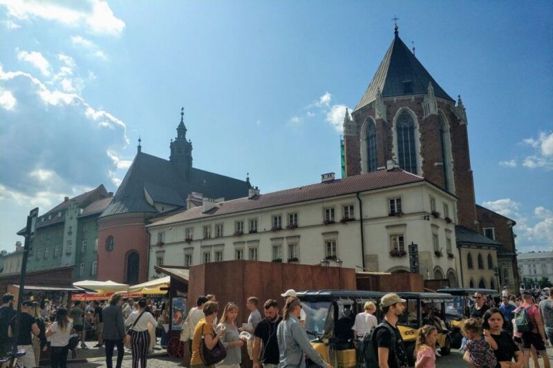 Krakow: Group Electric Golf Cart Tour of the Old Town - Practical Details & Logistics