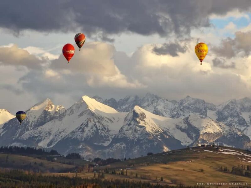 Kraków: Hot Air Balloon Exclusive Tour with Champagne - The Setting and What Makes it Unique