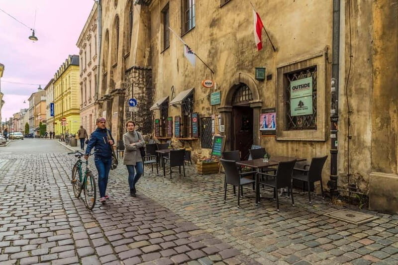 Krakow: Jewish Quarter Kazimierz Guided Walking Tour - A Closer Look at the Tour Experience