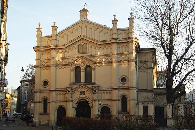 Krakow Kazimierz and Jewish Ghetto Tour with Synagogues - What Makes This Tour Worth Considering?