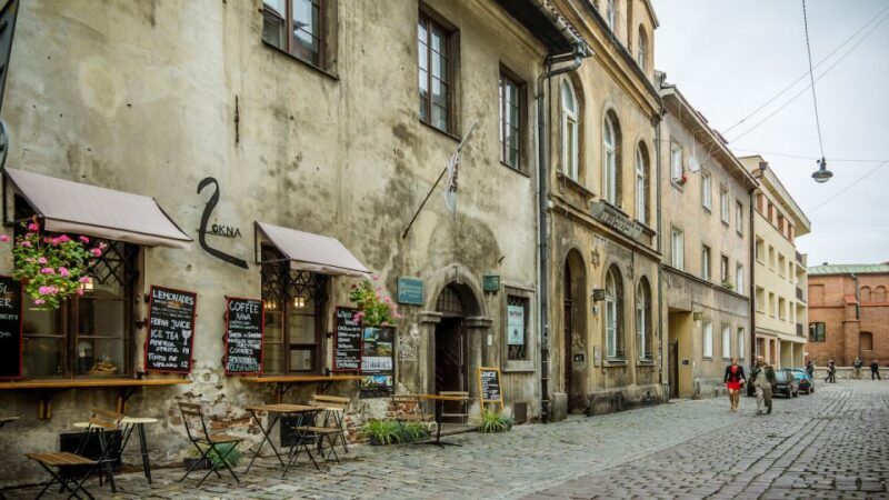 Krakow: Kazimierz Jewish Quarter Walking Tour - What to Expect from the Tour