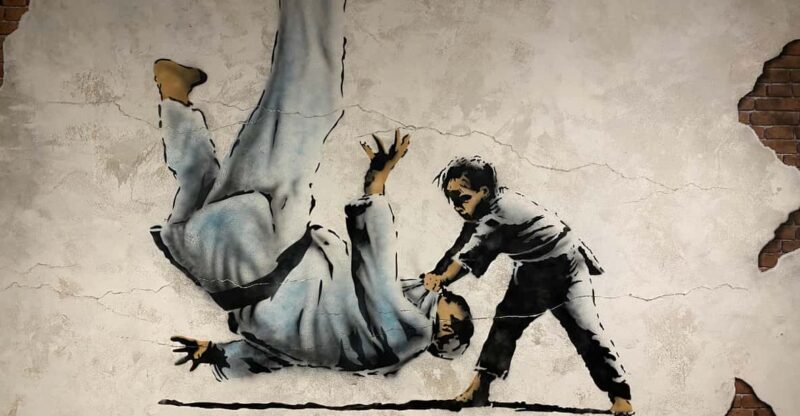 Krakow: Muzeum Banksy Entry Ticket - Key Points