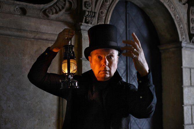 Krakow Night Tour: Ghosts, Vampires and Legends of the Old Town - The Experience in Detail