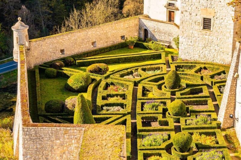 Krakow: Ojcow National Park & Pieskowa Skaa Castle Tour - Starting the Journey: From Krakow to Ojcow National Park