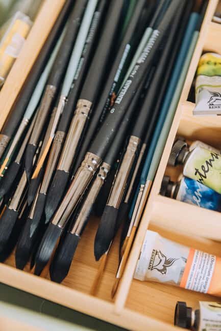 Kraków: Paint Watercolor Postcard with a Local Artist - Is it Worth the Price?