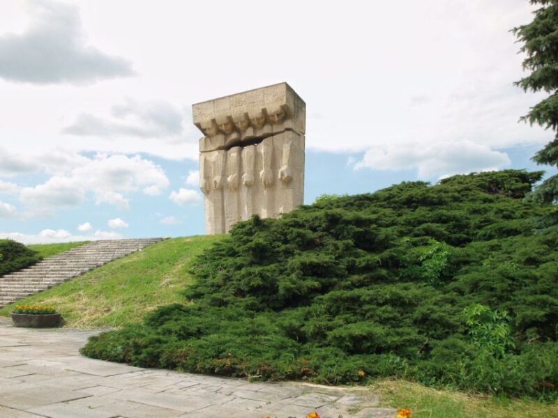 Krakow: Plaszow Concentration Camp Walking Tour - What to Expect on the Tour