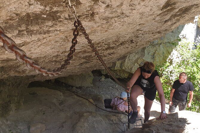 Krakow : Private tour hiking in Tatra Mountains and Termal baths - Getting to Know the Tour: What to Expect