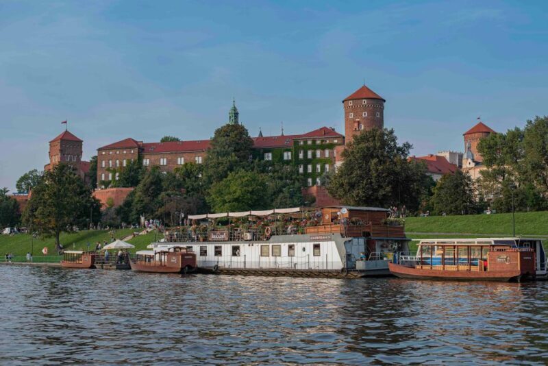 Krakow: Private Traditional Gondola Cruise - A Closer Look at the Experience