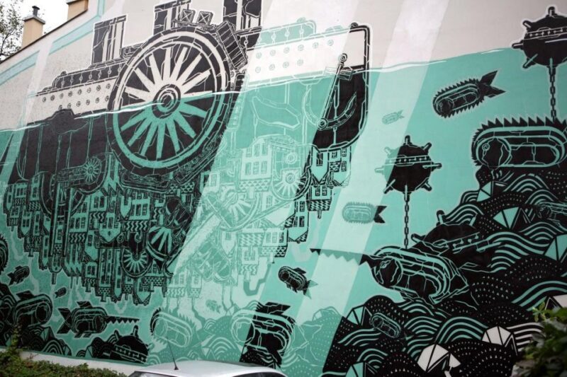 Krakow: Private walking tour on the trail of street art - Key Points