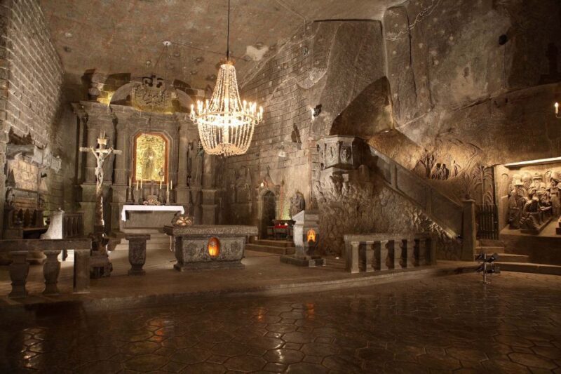 Krakow: River Cruise and Wieliczka Salt Mine Group Tour - Tour Logistics and Practicalities