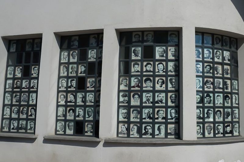 Krakow: Schindler's Factory & Ghetto Guided Tour - About That Factory Expectation: You Won’t See Original Machinery