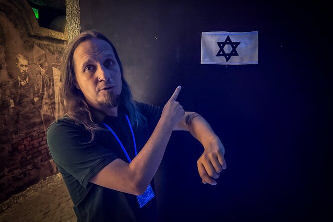 Krakow Schindler's Factory Museum Guided Tour in English - What Makes the Guides Special