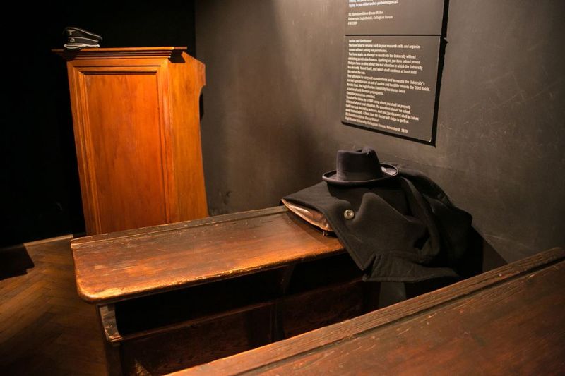 Krakow: Schindler's Factory Tour with Entrance Ticket - Headsets and group size: small details that shape your comfort