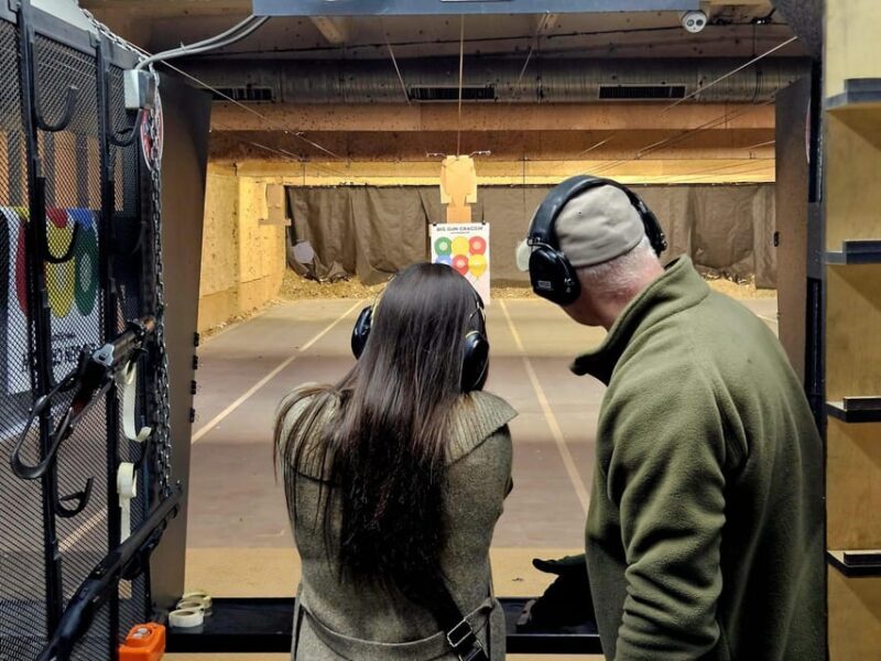 Krakow: Shooting range with hotel pickup - Key Points