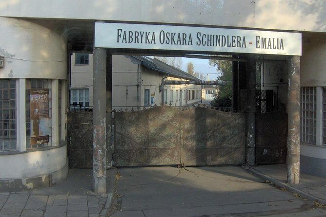 Krakow: Skip the line Oskar Schindlers Museum Private Tour - What to Expect from the Tour