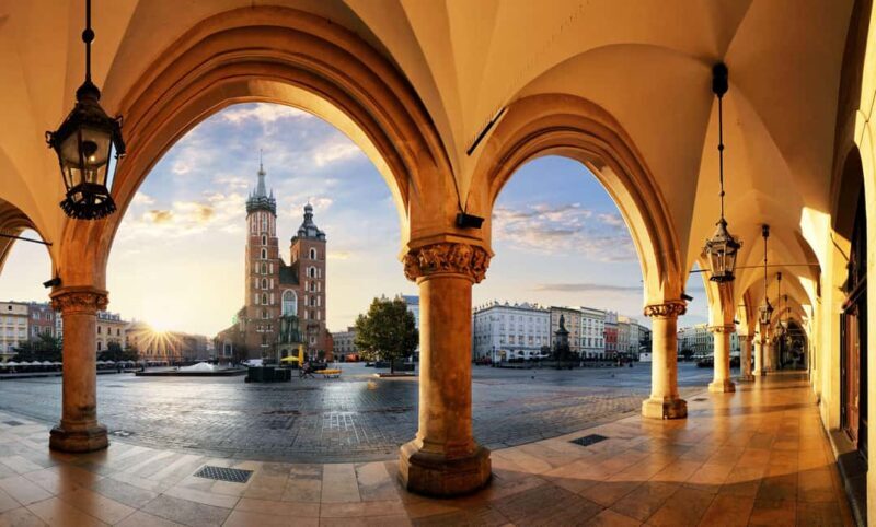 Krakow: The Underground Market Museum Guided Tour - Key Points