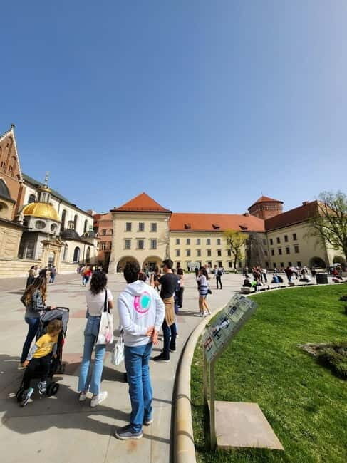 Krakow: Visit to Wawel Hill and the Cathedral - Practical Details and What’s Included