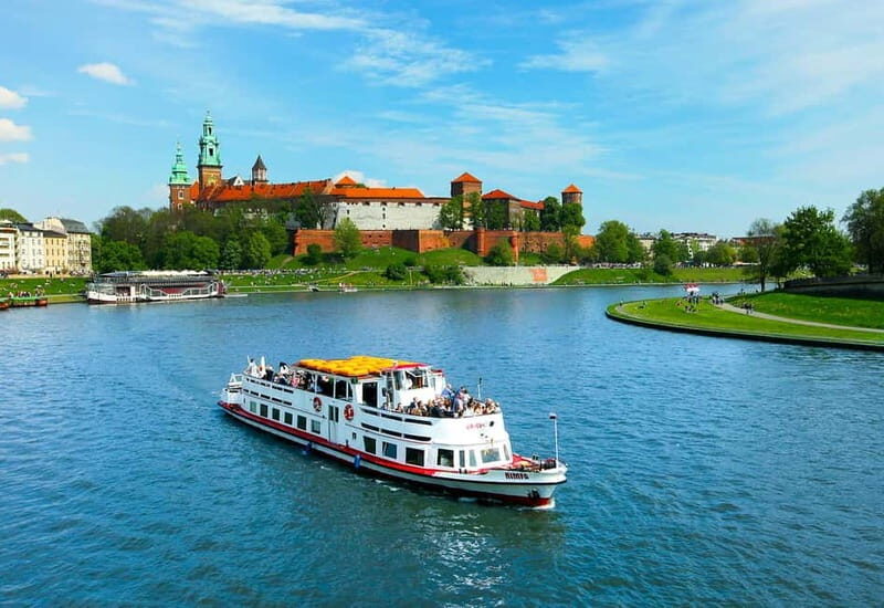 Krakow: Vistula River Sightseeing Cruise with Audio Guide - What to Expect on the Cruise