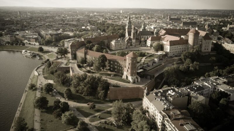 Krakow: Wawel Castle Guided Tour - Why this tour stands out