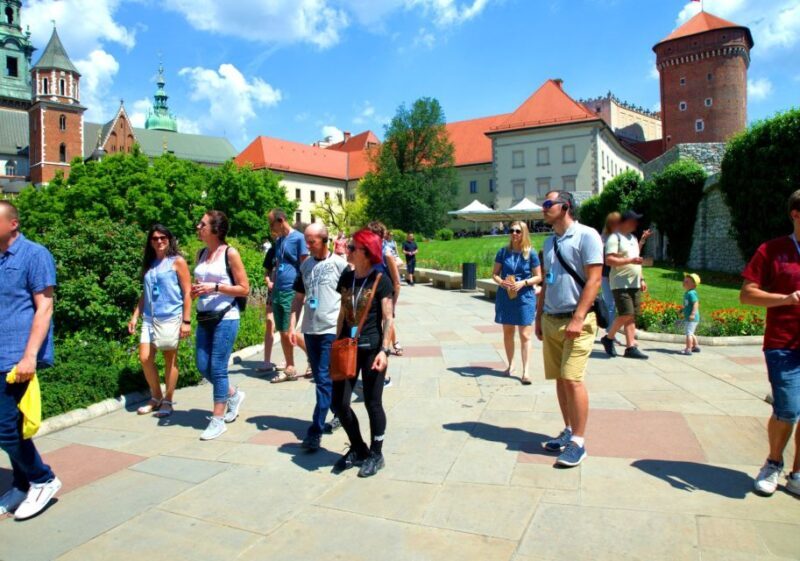 Krakow: Wawel Castle Guided Tour with Entry Tickets - An In-Depth Look at the Wawel Castle Guided Tour