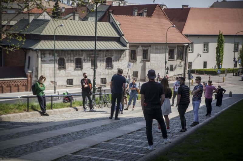 Krakow: Wawel Castle Guided Walking Tour - FAQ